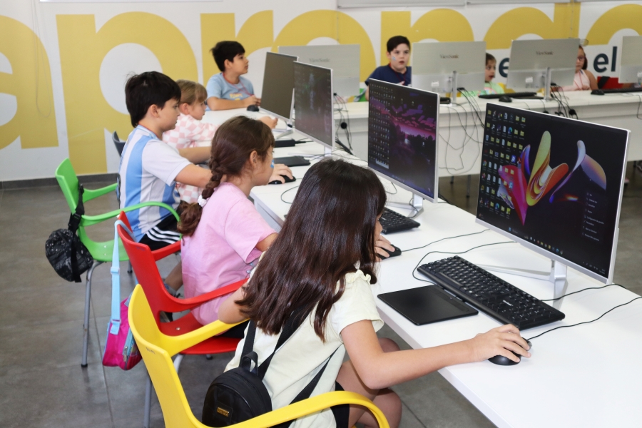 Verano Artístico y Tecnológico: más de 70 chicos participan del programa municipal