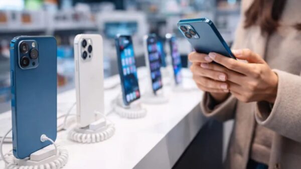 ¿Bajan los precios? Los celulares ya entran al país con arancel cero