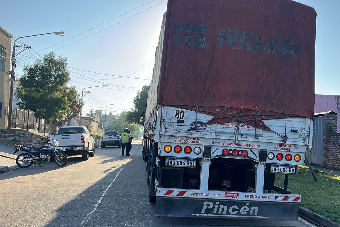 Denuncias por tránsito pesado: cómo dar aviso a la Mesa de Enlace municipal