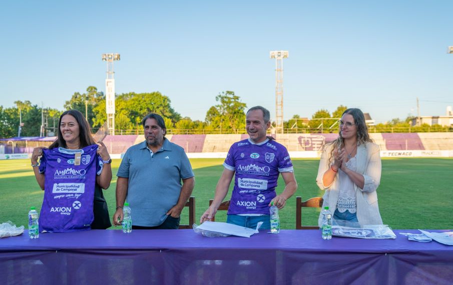 Villa Dálmine: nueva indumentaria y homenaje al Intendente