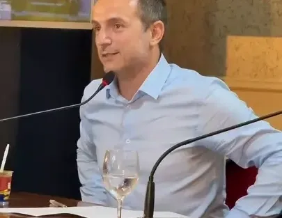 Abella inauguró el ciclo legislativo con anuncios de obras viales y saneamiento en los barrios