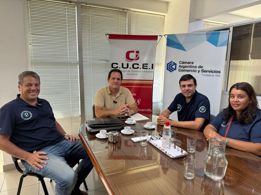 DyP en la CUCEI: Especialistas en Medio Ambiente e Higiene y Seguridad se reunieron con Lagar