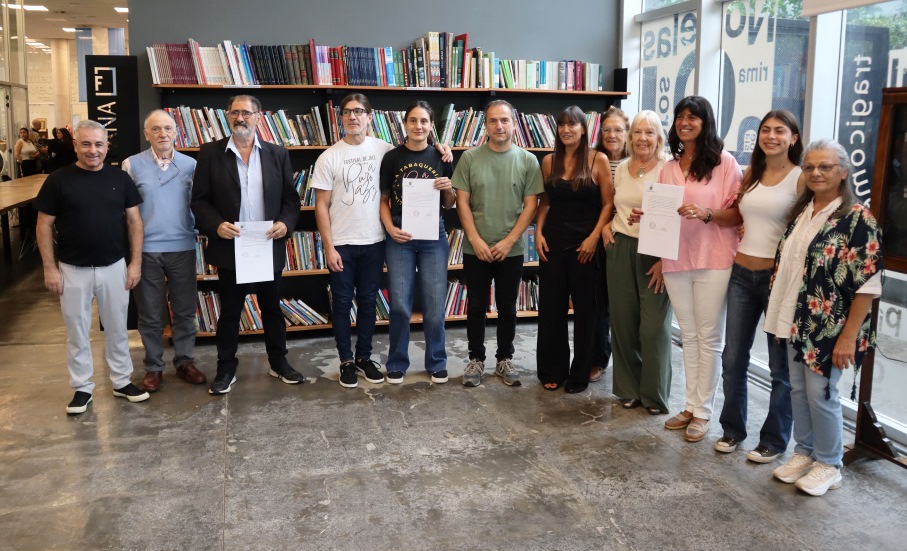 El Octavo Pétalo, A.M.P.I. y La Biblio ya son oficialmente Entidades de Bien Público