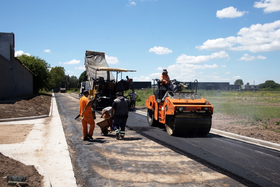 Barrio 9 de Julio: El municipio asfalta la calle O’Higgins, entre Alfonsín y Belgrano