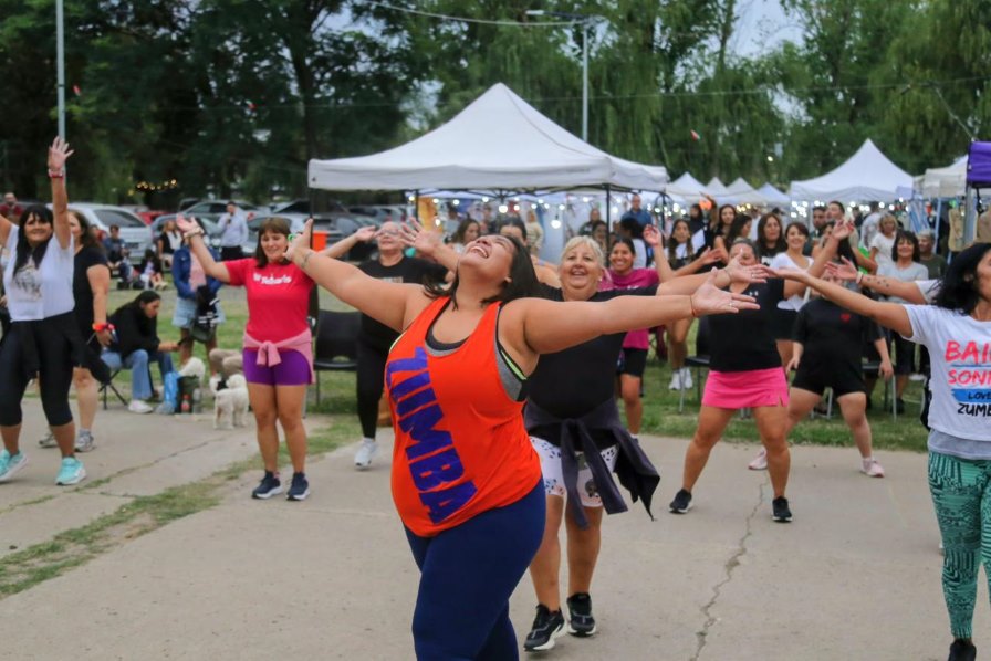 Día Internacional de la Mujer en Zárate: una tarde de danza y música en el Paredón Rosa