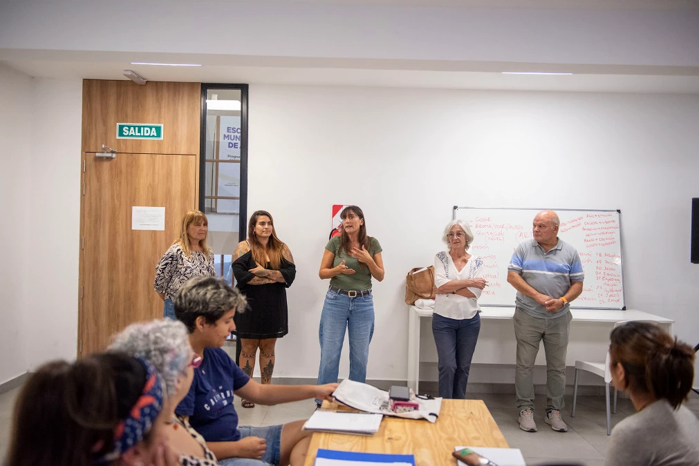 Elisa Abella inauguró el ciclo lectivo 2026 de Artes Escenotécnicas