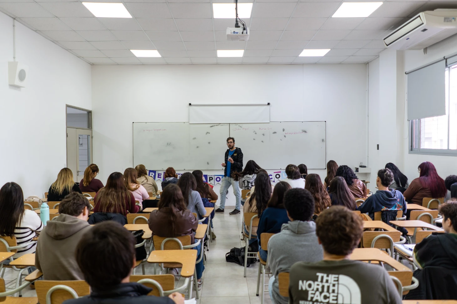 Sede Campana del CBC: 425 alumnos comenzaron sus estudios universitarios en el CEM