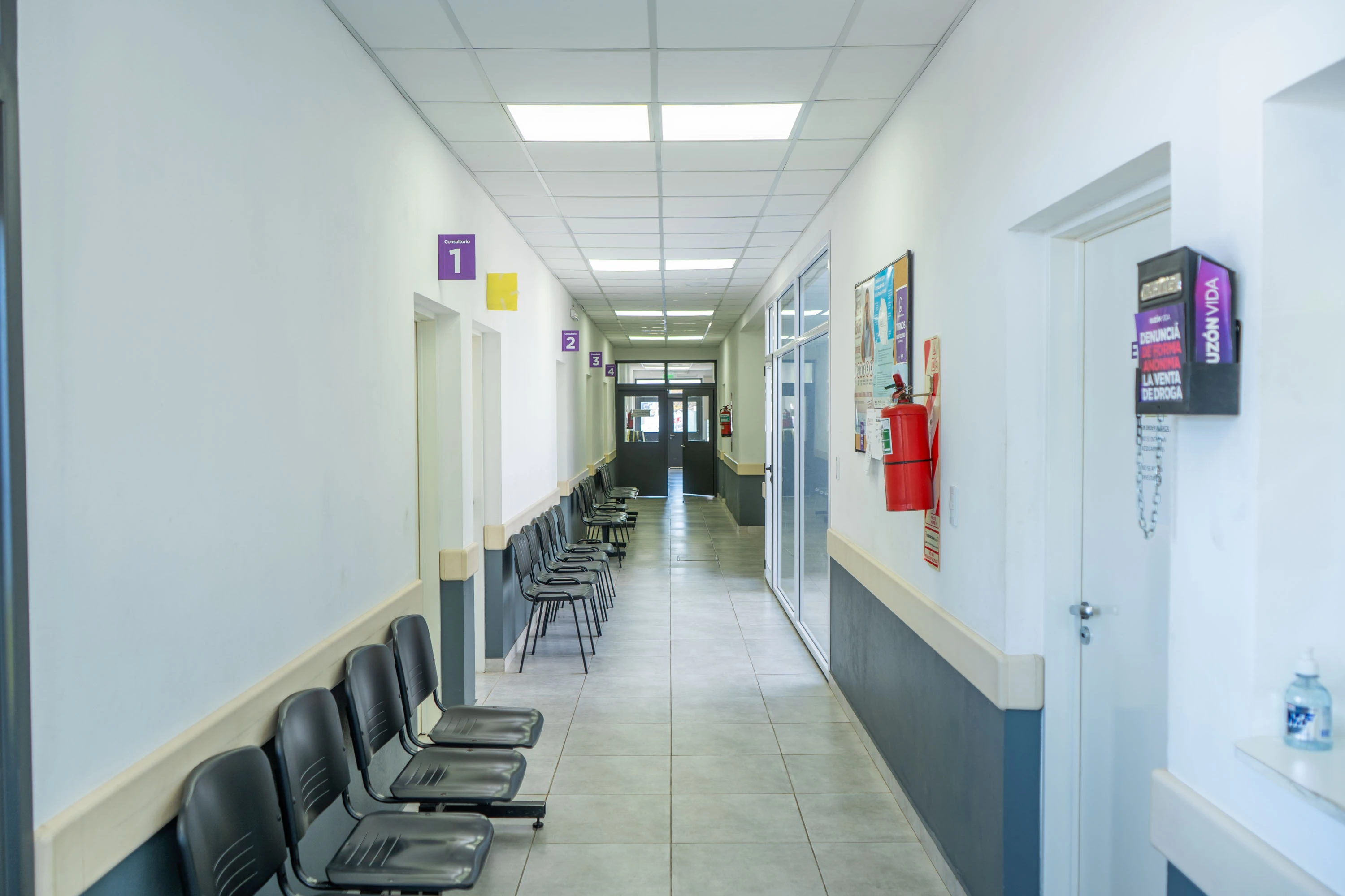 Atención vecinos: El listado de CAPS que no atenderán al público este viernes 17 de abril