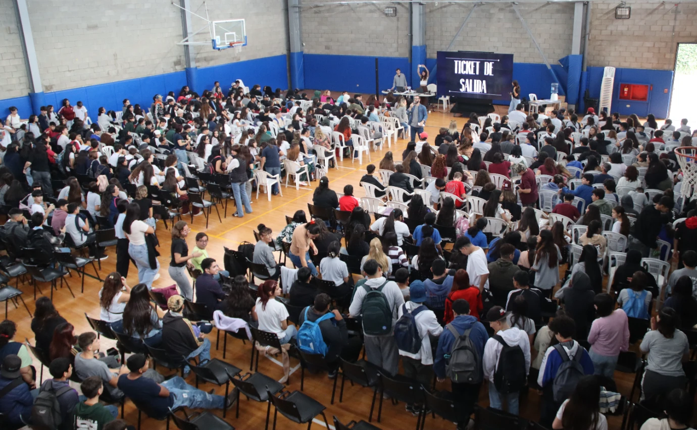 Primer intercolegial de Adolescencia Activa: cine, 