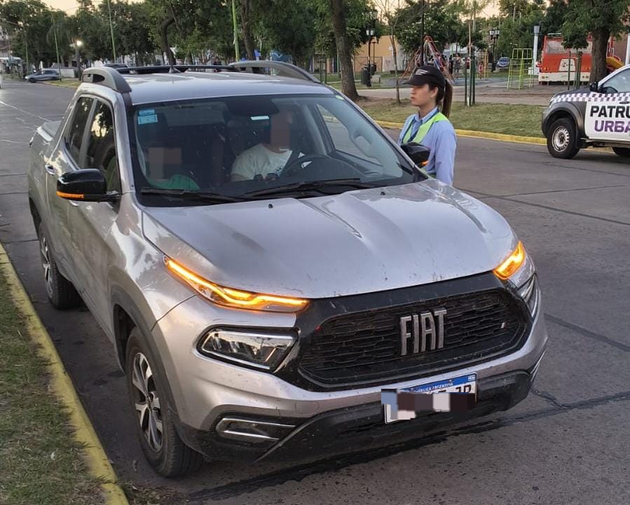 Fiestas sin accidentes: la Muni sale a la calle con test de alcoholemia